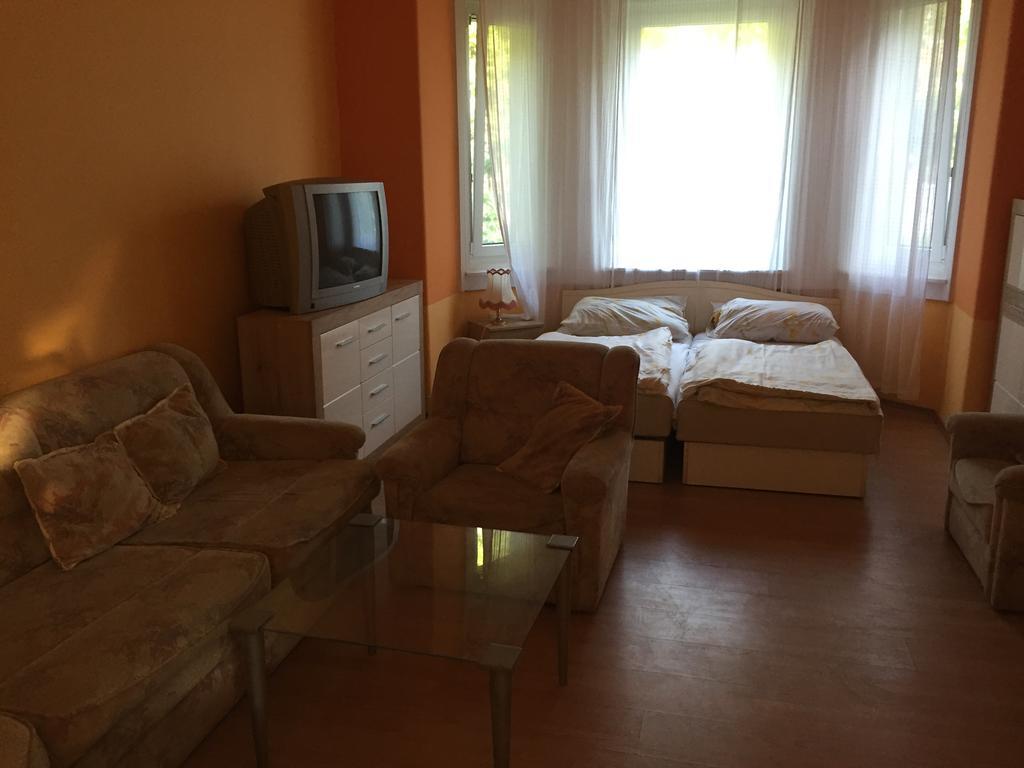 Palma Apartmanhaz Siófok Exteriér fotografie